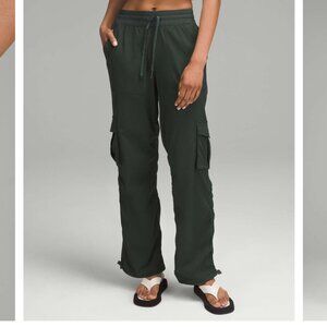 Lululemon Dance Studio Relaxed-Fit Mid-Rise Cargo Pant XS
